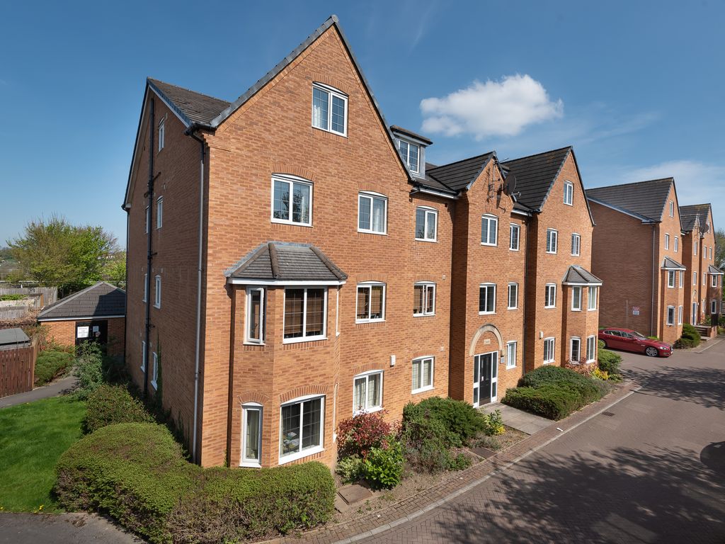 2 bed flat for sale in Lapwing View, Horbury, Wakefield, West Yorkshire