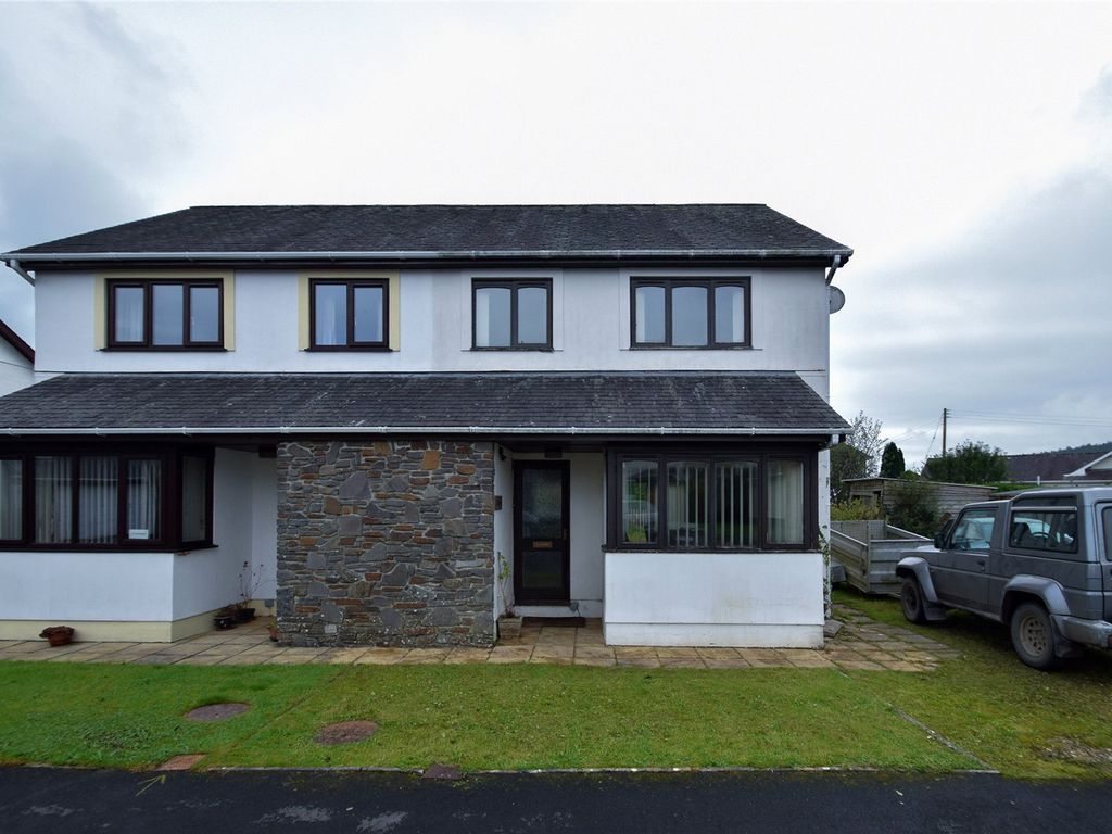 3 bed semidetached house for sale in Talley, Llandeilo