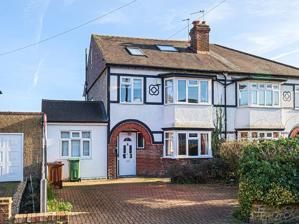 4 bed semidetached house for sale in Nightingale Road, Carshalton SM5