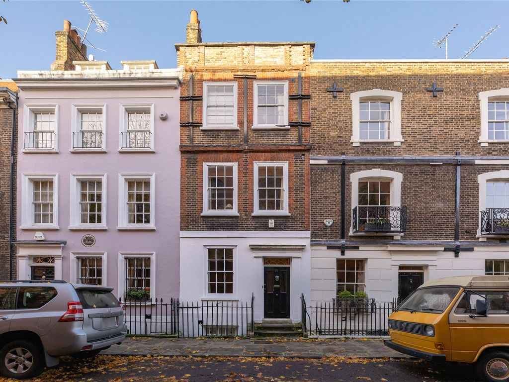 4 bed terraced house for sale in Upper Cheyne Row, Chelsea, London SW3