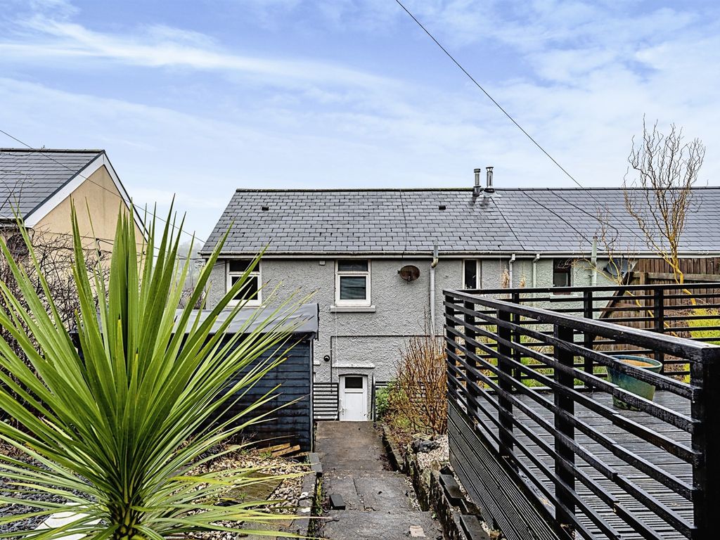 3 bed semidetached house for sale in Heol Tynton, Llangeinor, Bridgend