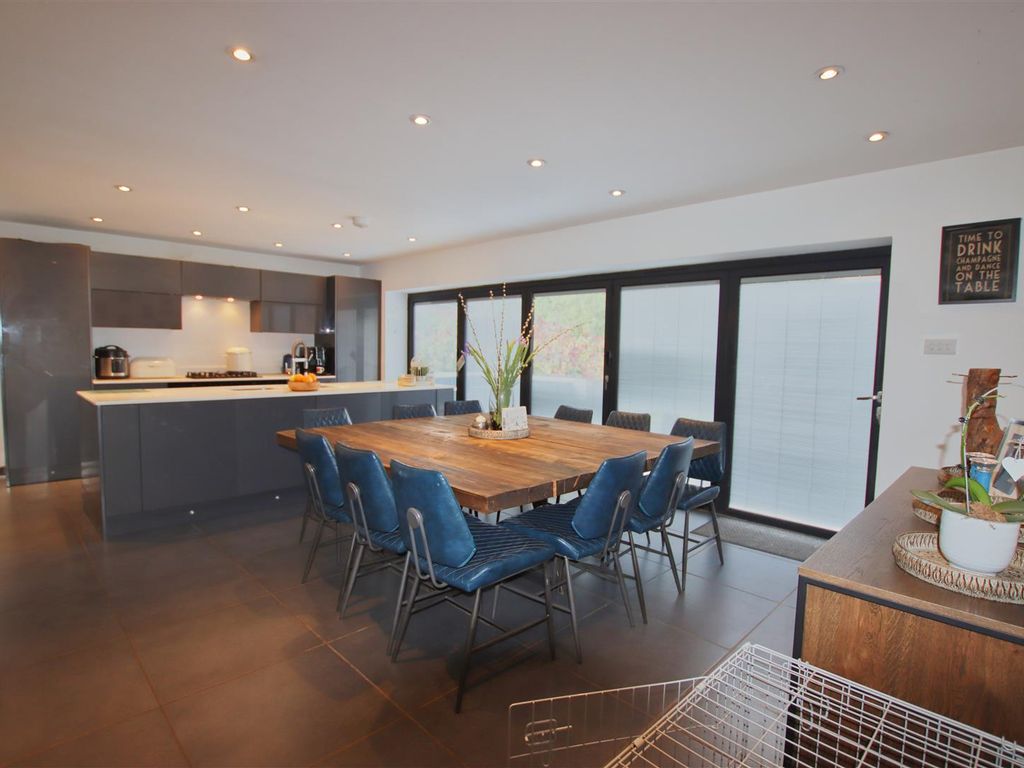 6 bed detached house for sale in Anthony Road, Borehamwood WD6, £