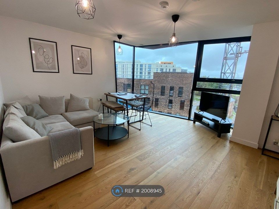 2 bed flat to rent in Islington Wharf, Manchester M4, £1,350 pcm Zoopla
