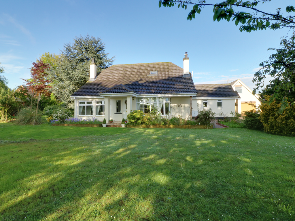 4 bed bungalow for sale in Station Road, Hibaldstow, Brigg DN20 Zoopla
