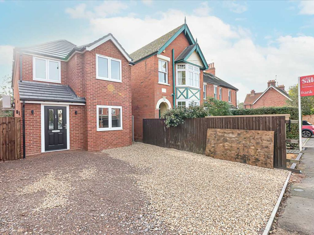 New home, 4 bed detached house for sale in Eastheath Avenue, Wokingham