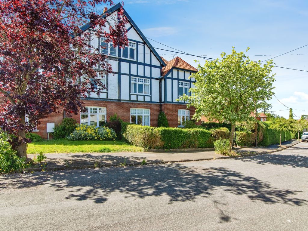 4 bed semidetached house for sale in Waveney Road, Beccles, Suffolk NR34, £475,000 Zoopla