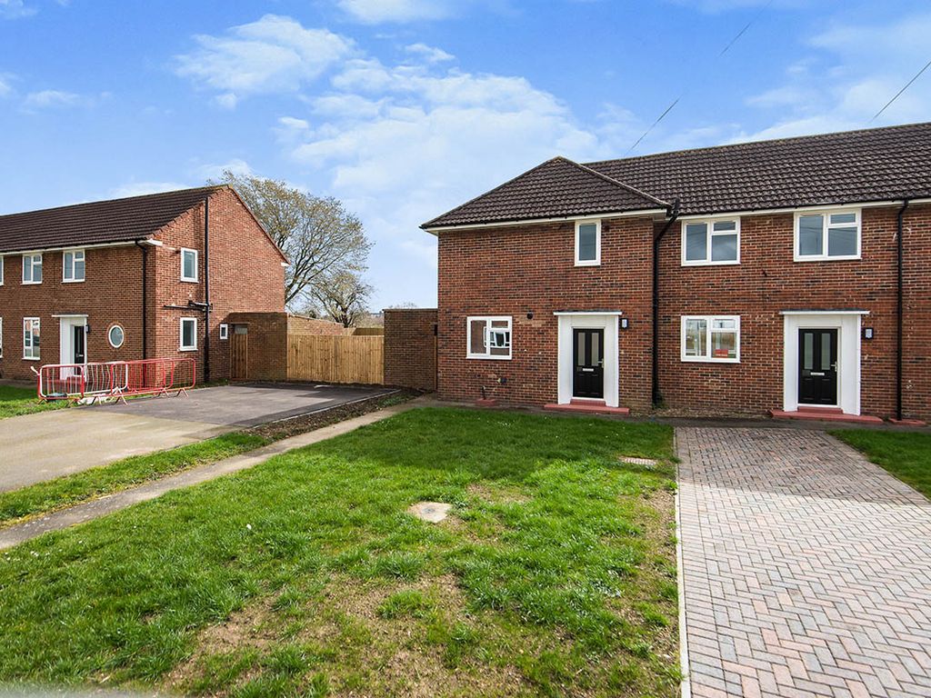 2 bed end terrace house for sale in Beavers Crescent, Hounslow TW4 Zoopla