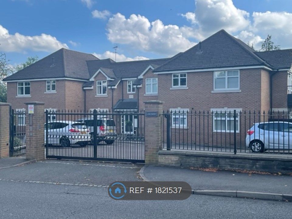 2 bed flat to rent in Ladygate Lane, Ruislip HA4, £1,850 pcm Zoopla