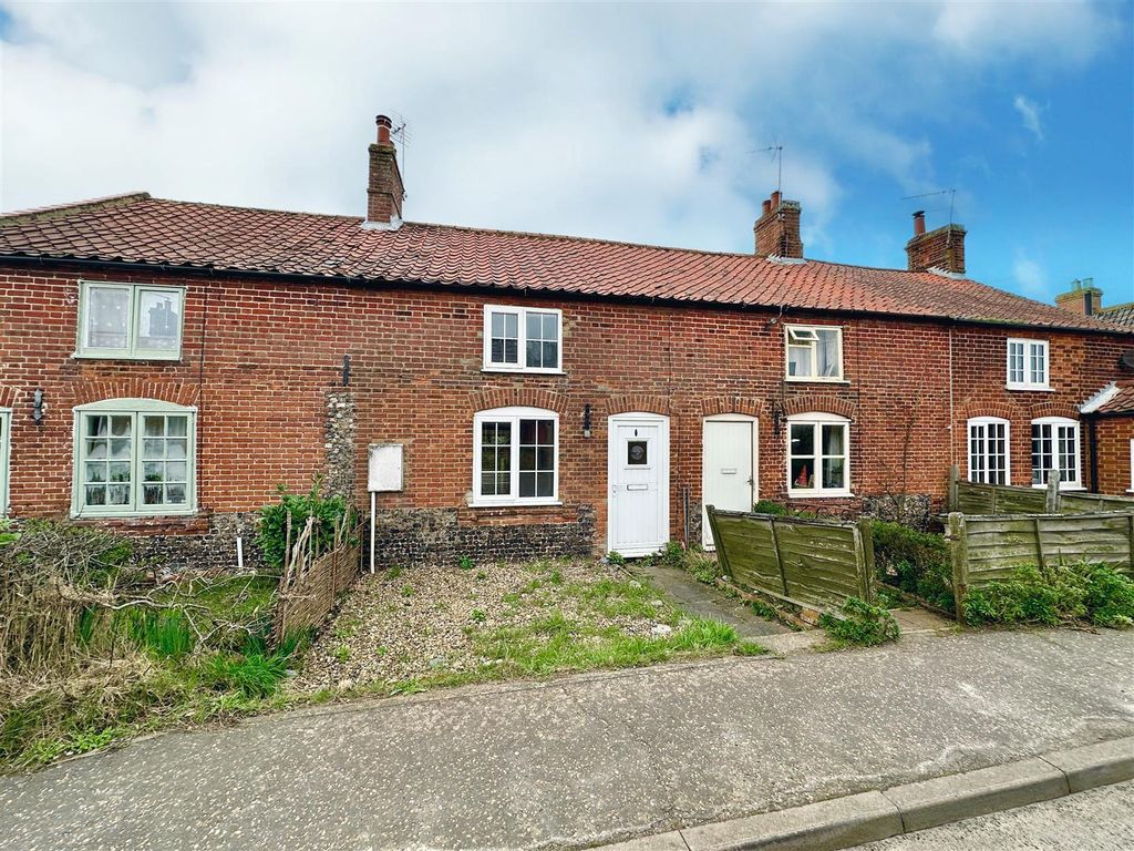 2 bed terraced house for sale in Johnsons Street, Ludham, Great