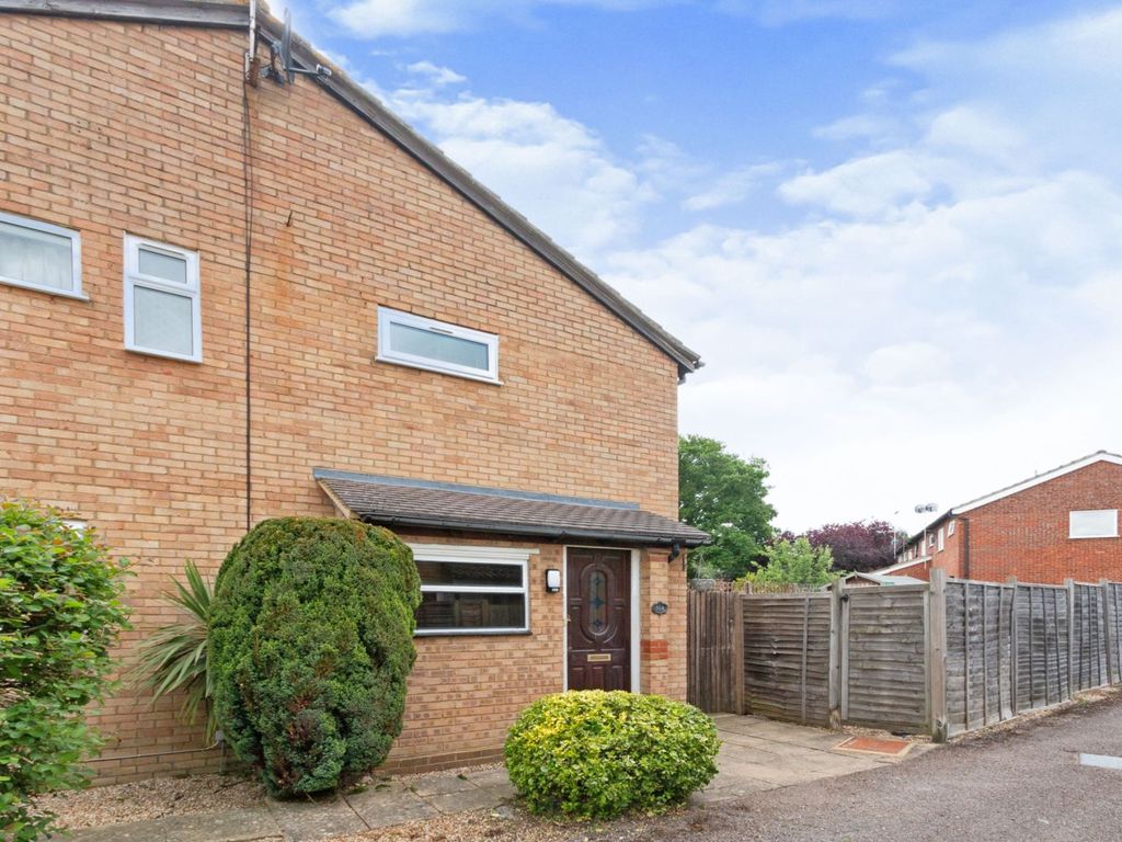 1 bed terraced house for sale in Harvard Road, Sandhurst GU47 Zoopla