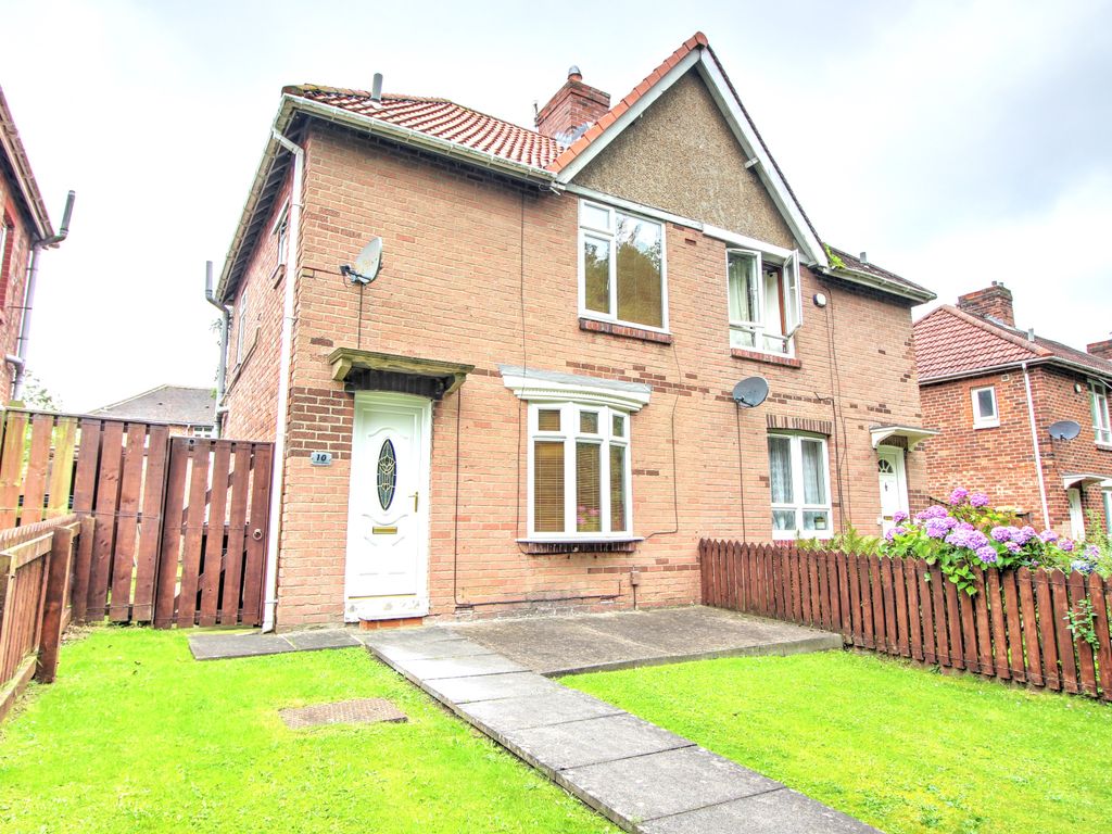 2 bed semidetached house for sale in Eastburn Gardens, Gateshead NE10