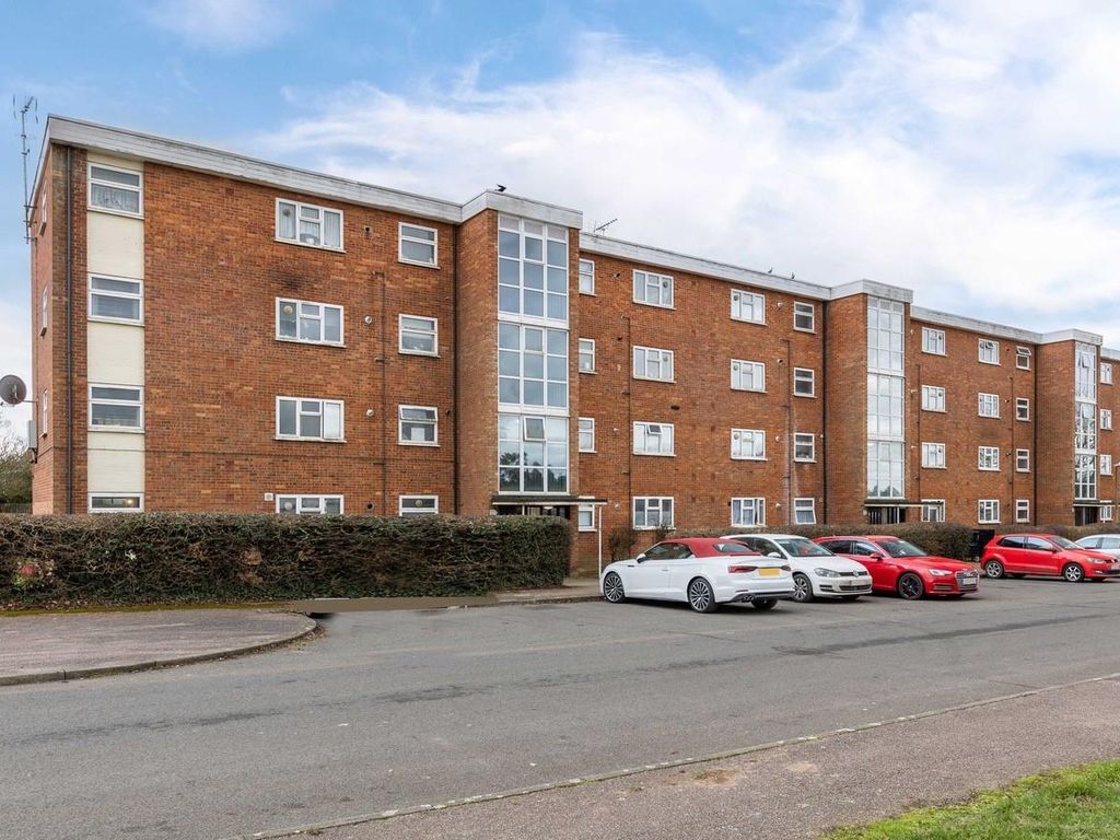 2 bed flat for sale in Kyrkeby, Letchworth Garden City, Herts SG6 Zoopla