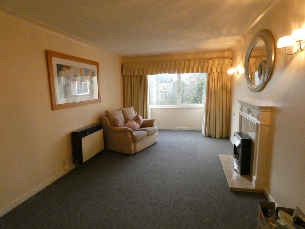 1 bed property for sale in Bradford Place, Penarth CF64, £125,000 Zoopla