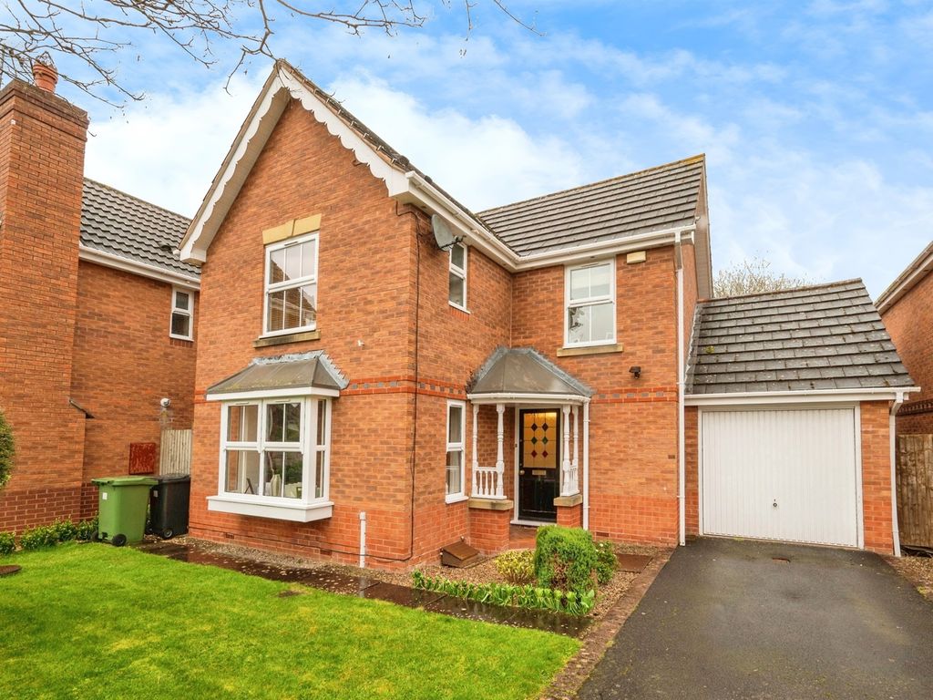 3 bed detached house for sale in Wingfield Avenue, Berkeley Pendesham