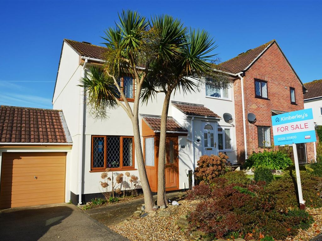 2 bed terraced house for sale in Daveys Close, Goldenbank, Falmouth