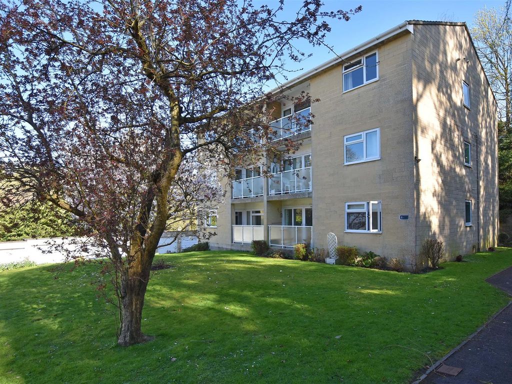 2 bed flat for sale in Weston Park East, Bath BA1 Zoopla