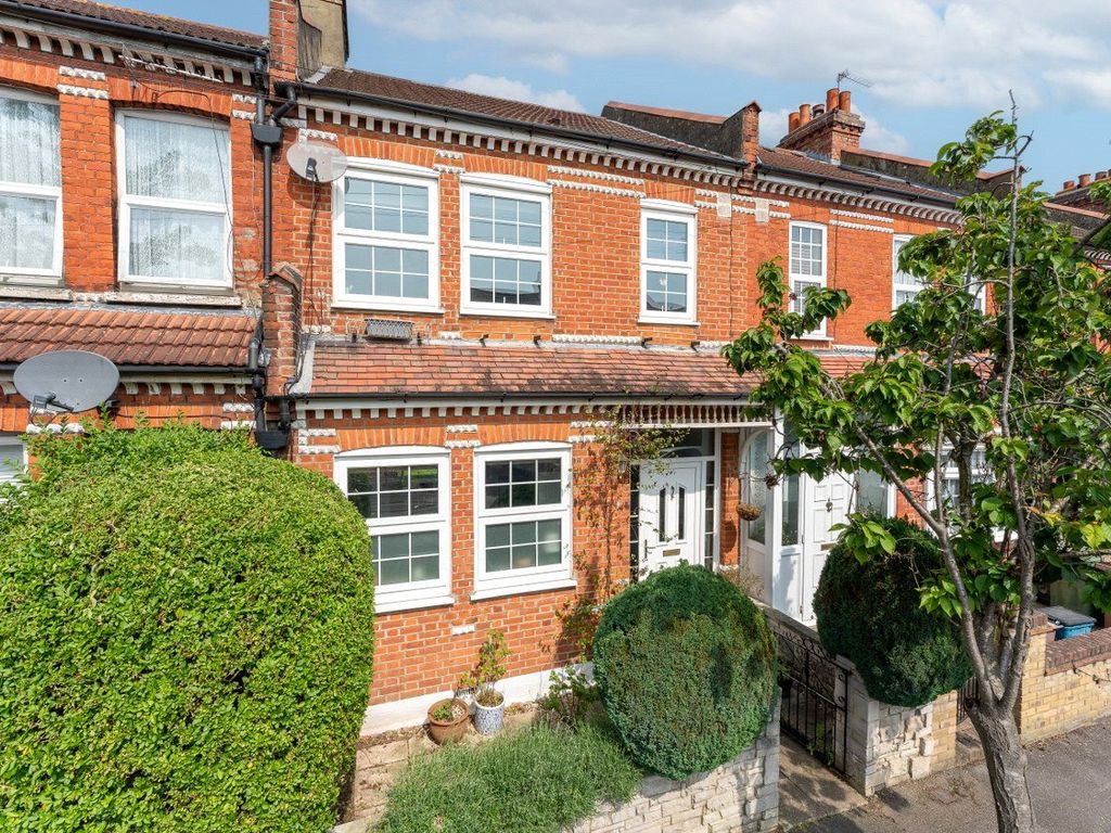 3 bed end terrace house for sale in Orchard Road, Sutton, Surrey SM1, £