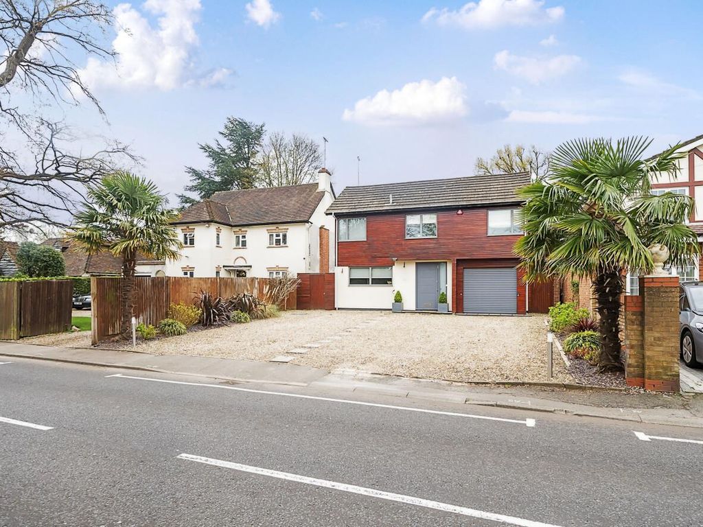 5 bed detached house for sale in Elstree Road, Bushey Heath WD23, £
