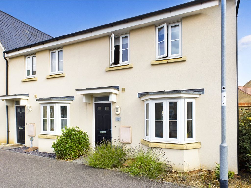 3 bed end terrace house to rent in Lannesbury Crescent, St. Neots PE19