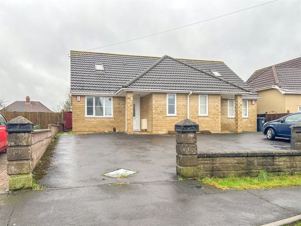 3 bed bungalow for sale in New Brunswick Avenue, St Bristol BS5
