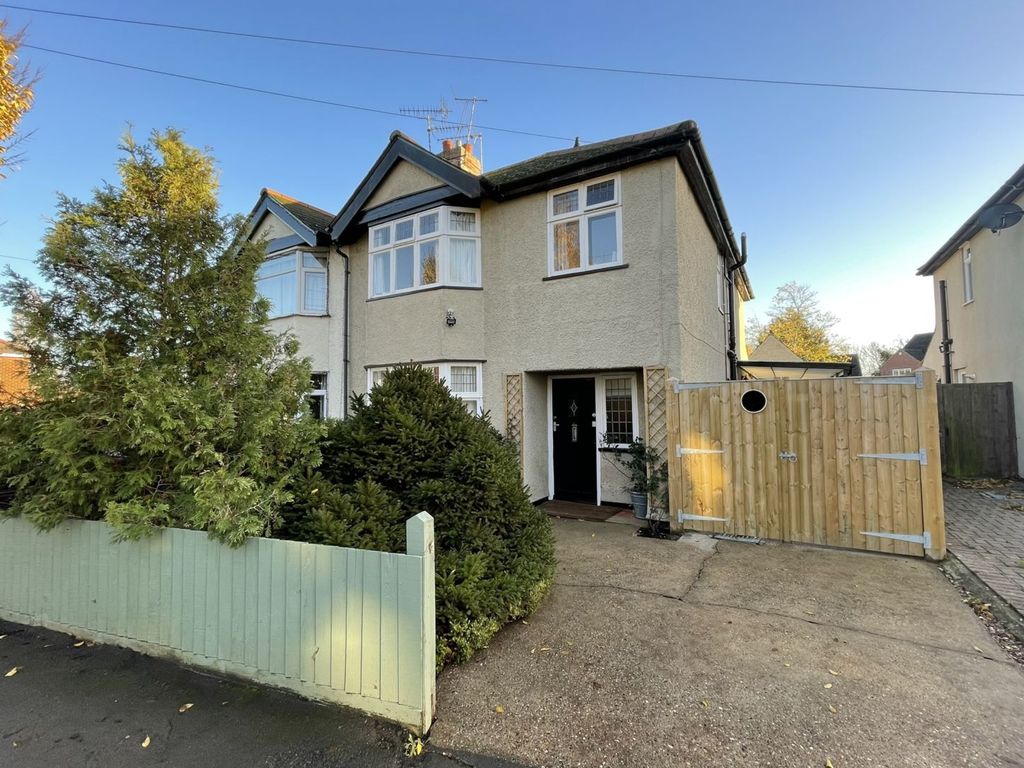 4 bed semidetached house for sale in North Parade, Sleaford NG34 Zoopla