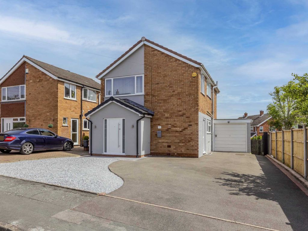 3 bed detached house for sale in Apsley Close, Tittensor ST12 Zoopla