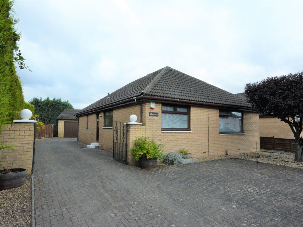 3 bed detached bungalow for sale in North Main Street, Carronshore