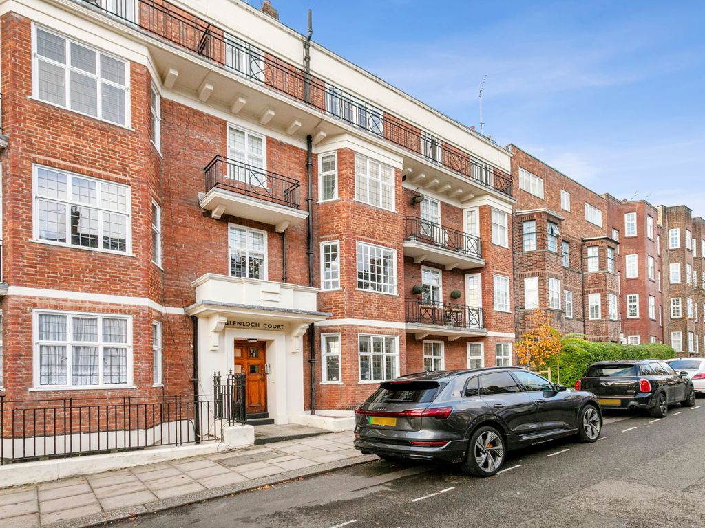 3 bed flat for sale in Glenloch Court, Glenmore Road, London NW3, £