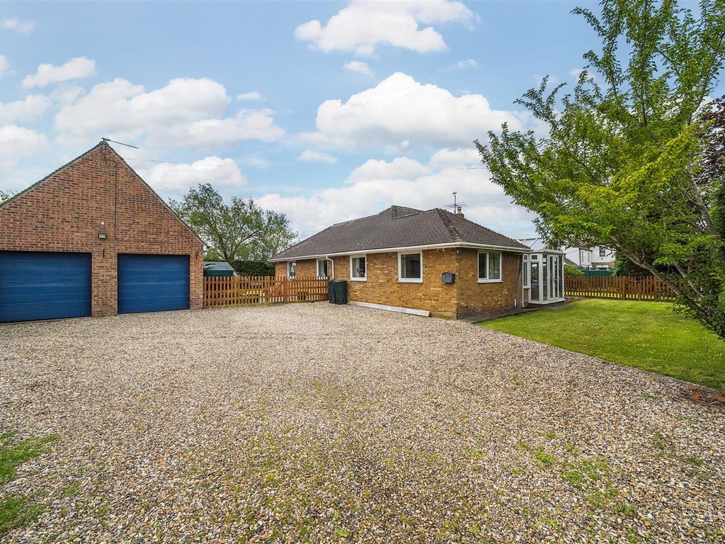 4 bed detached bungalow for sale in The Green, Dauntsey, Chippenham