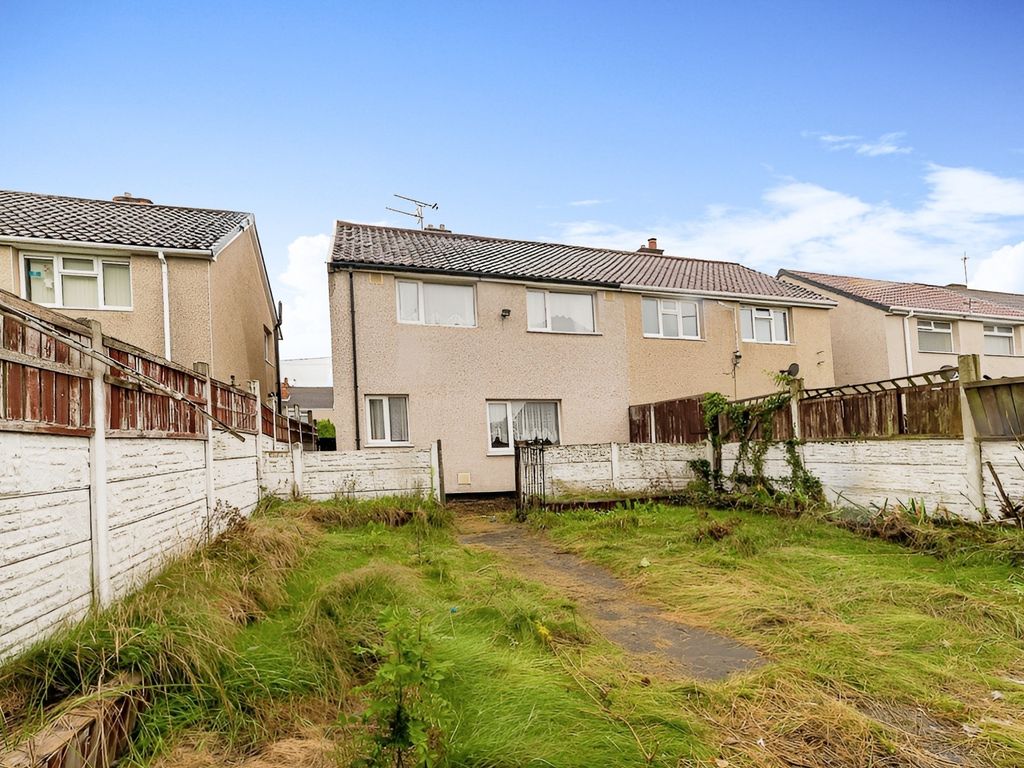 3 bed semidetached house for sale in Station Road, Dunscroft