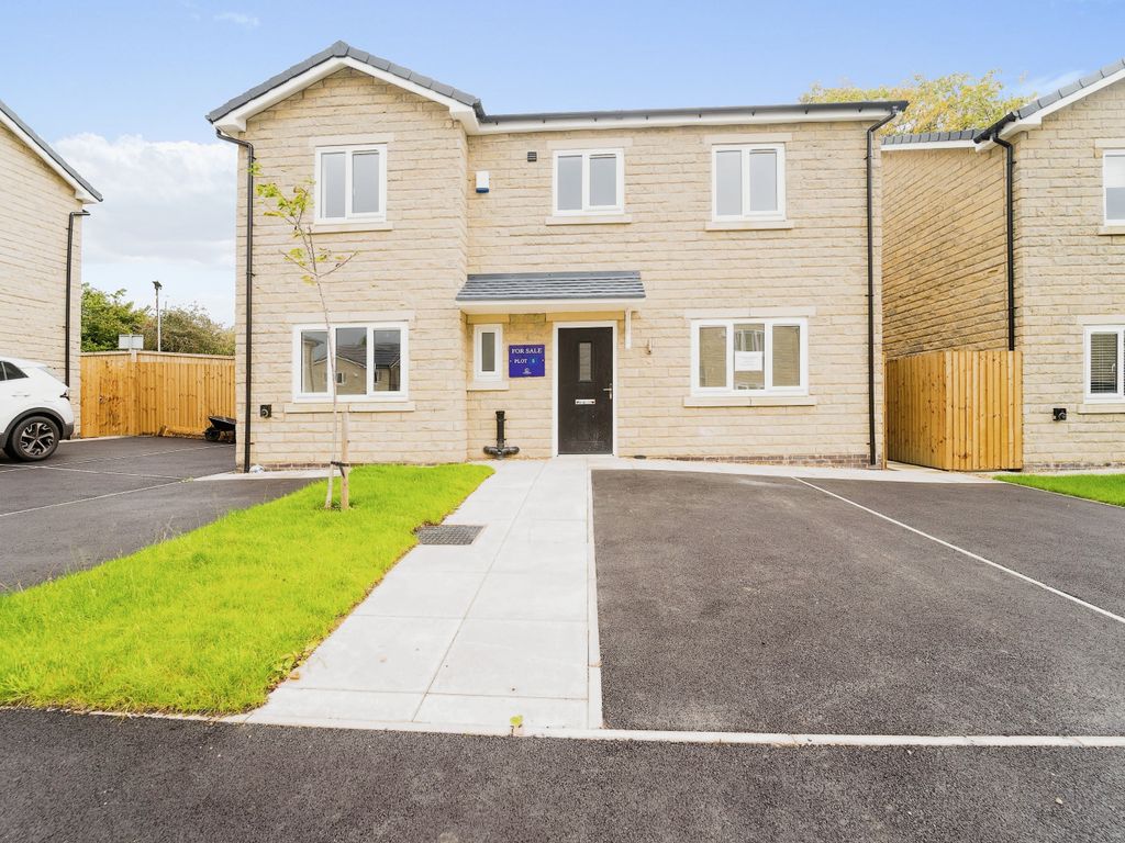 New home, 4 bed detached house for sale in The Meadows, Lane Ends Close