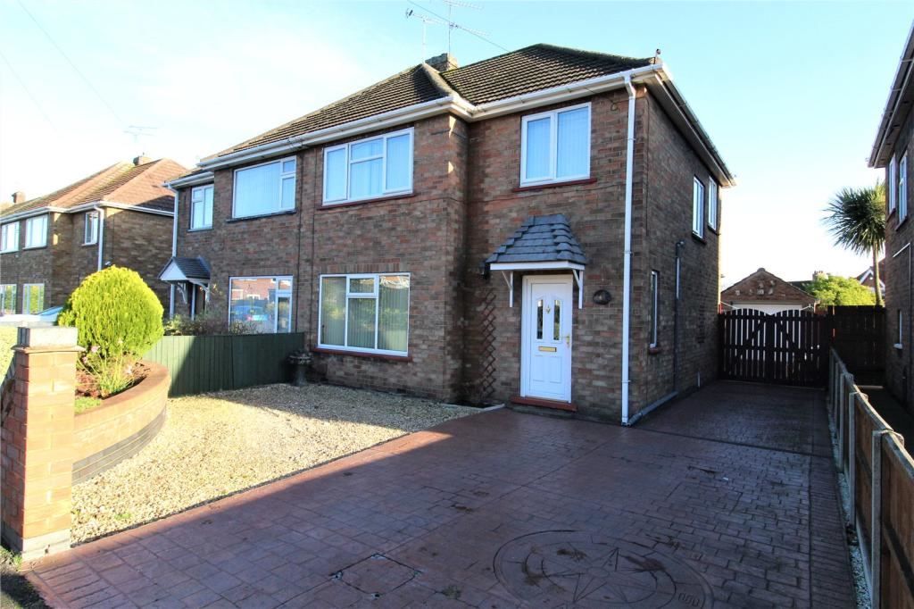 3 bed semidetached house for sale in Westfield Road, Scunthorpe DN16