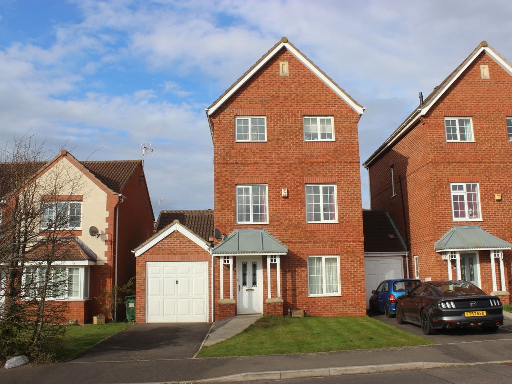 4 bed semidetached house for sale in Weir Close, Wigston LE18 Zoopla