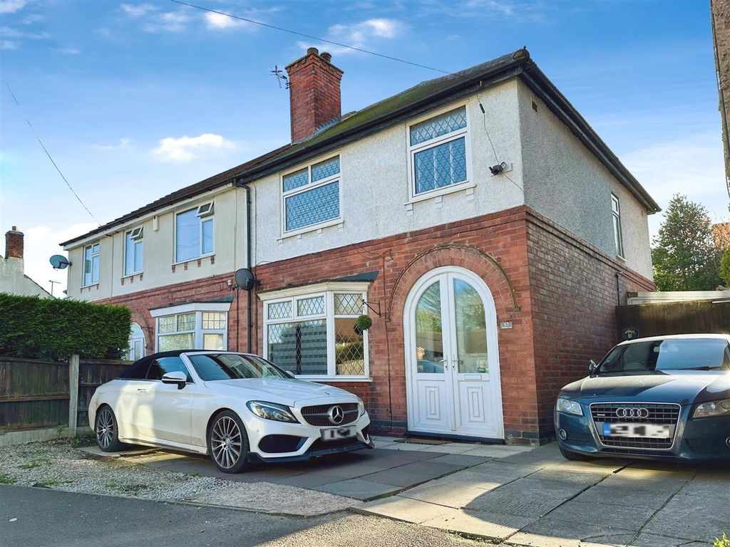 3 bed semidetached house for sale in Victoria Road, Pinxton