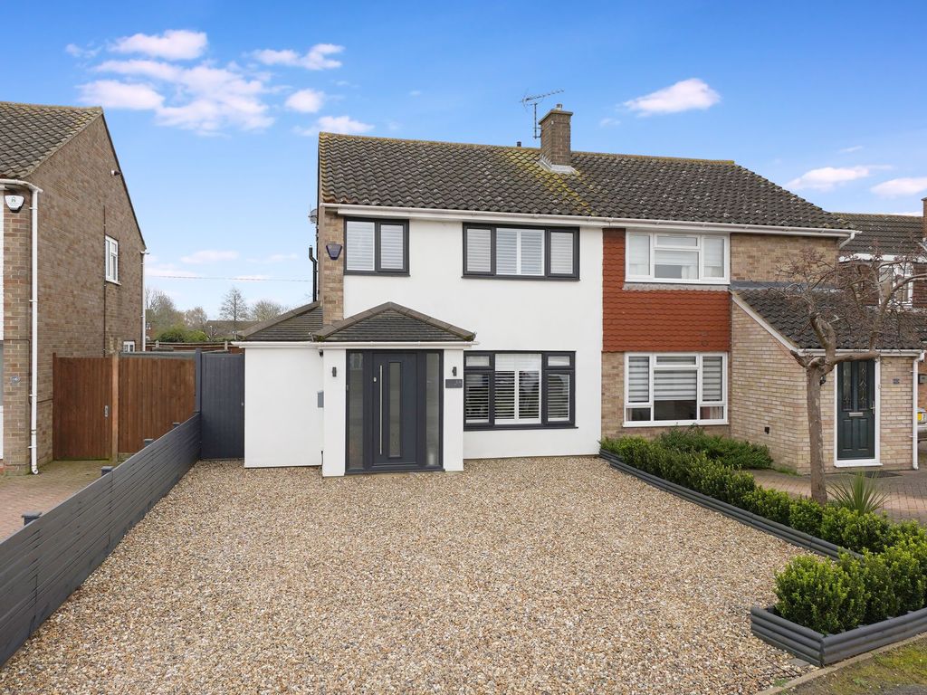 3 bed semidetached house for sale in Sandown Road, Gravesend DA12, £