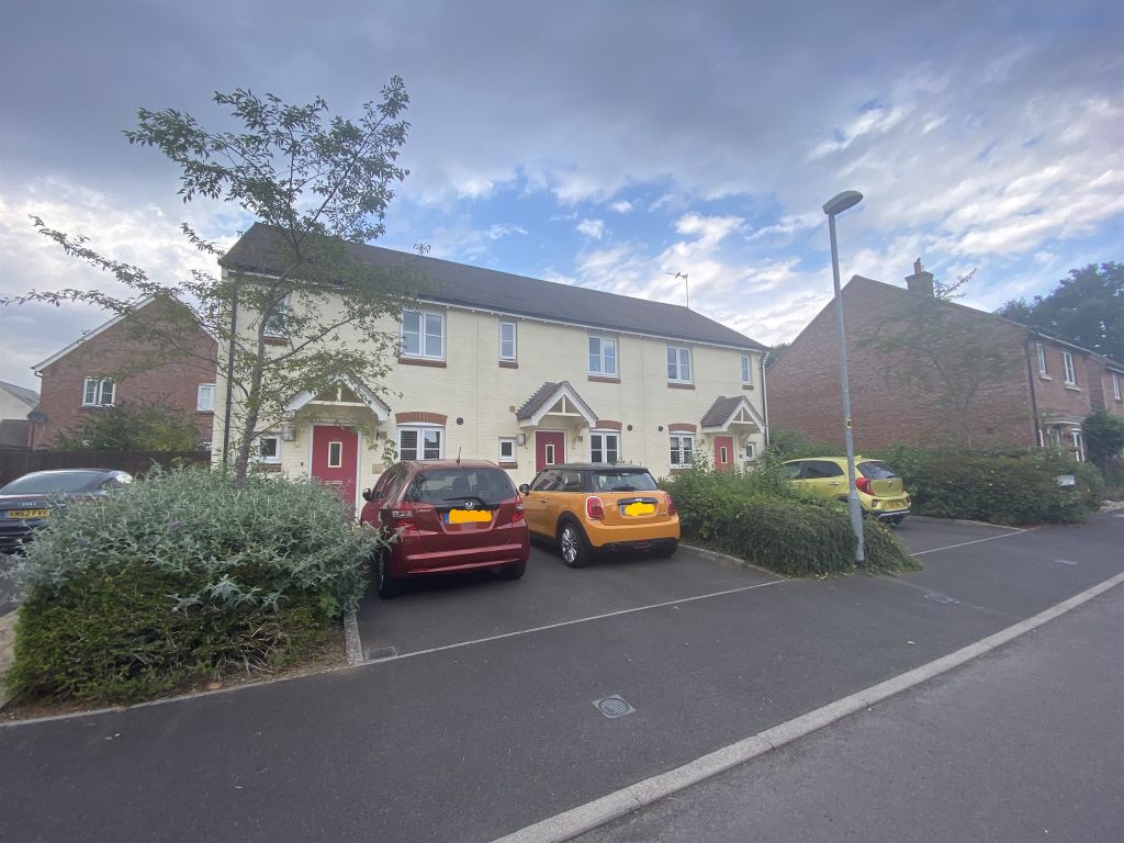 2 bed terraced house for sale in Primrose Place, Durrington, Salisbury