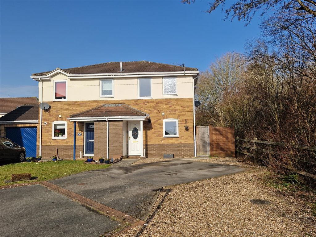 2 bed semidetached house for sale in Beverley Way, Chippenham SN14 Zoopla