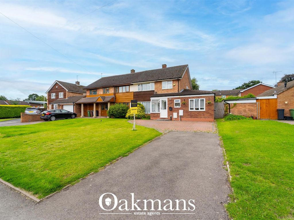4 bed semidetached house for sale in Lyndon Road, Solihull B92, £