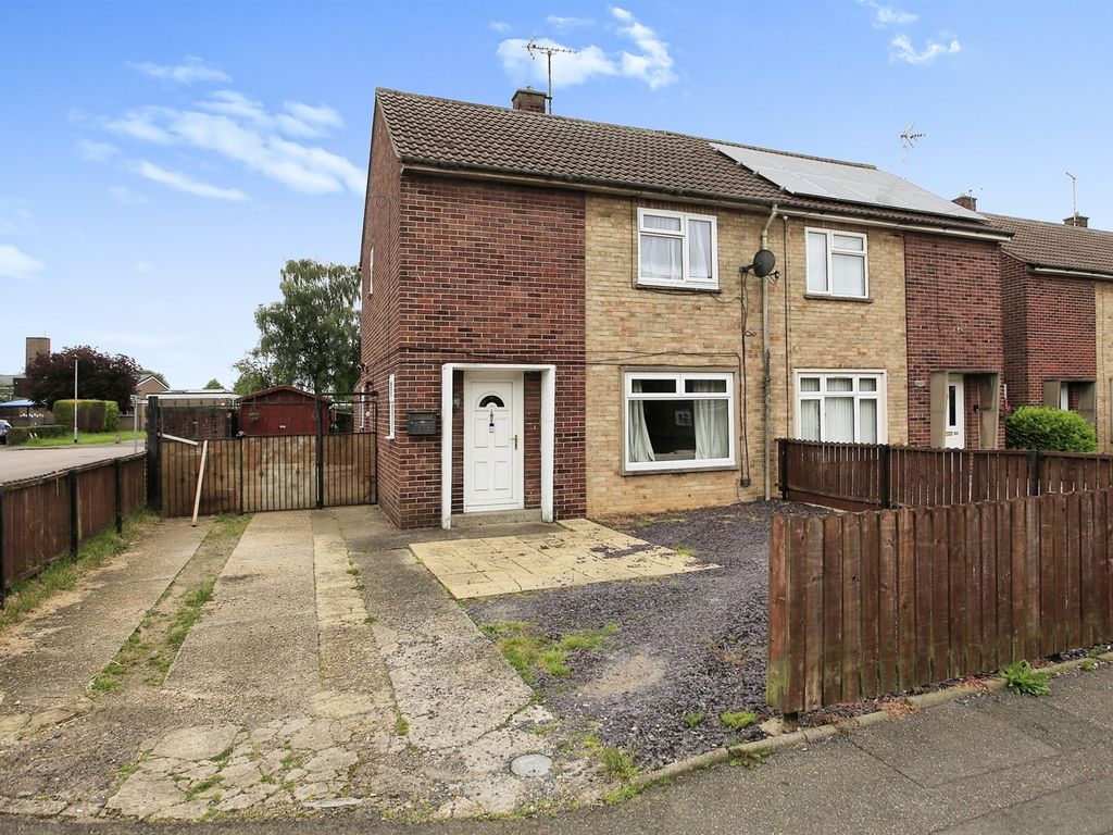 2 bed semidetached house for sale in Hallfields Lane, Peterborough PE4