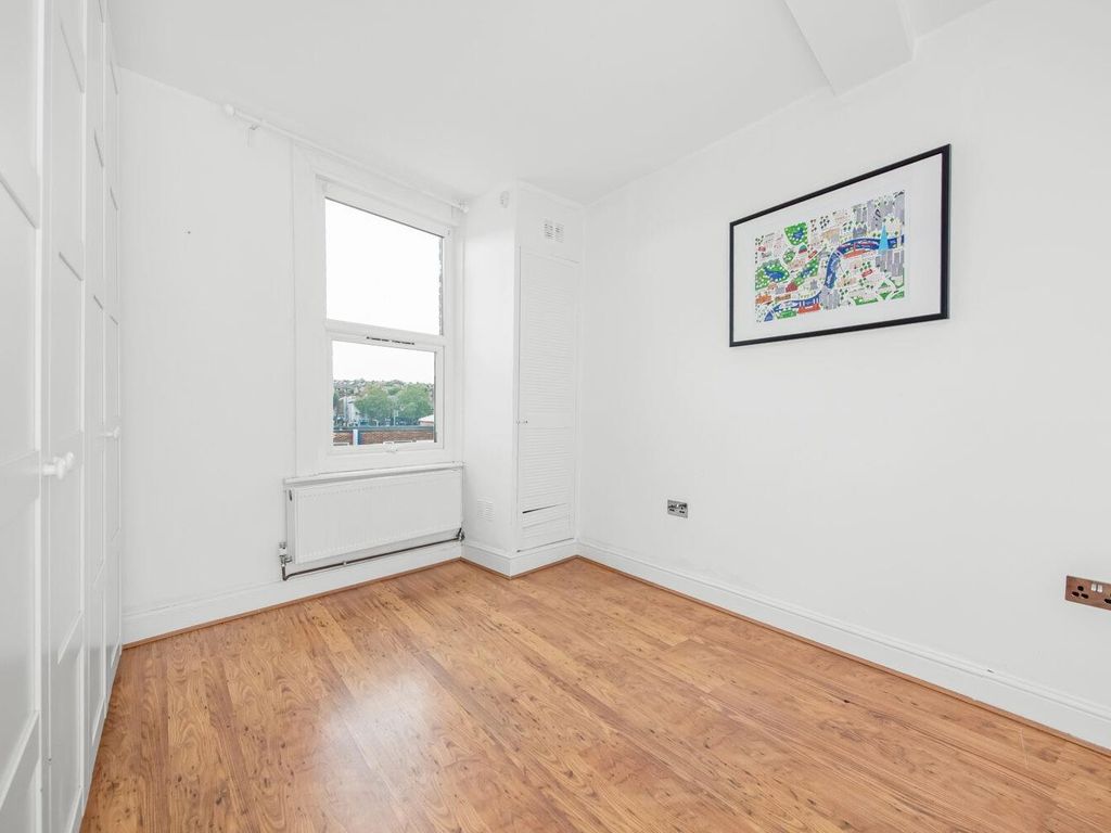 1 bed flat for sale in Norwood High Street, West Norwood, London SE27
