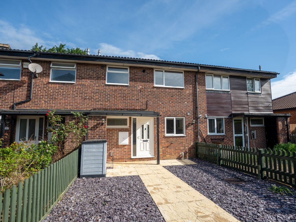 3 bed terraced house for sale in Elm Walk, Higham Ferrers, Northamptonshire NN10, £200,000 Zoopla