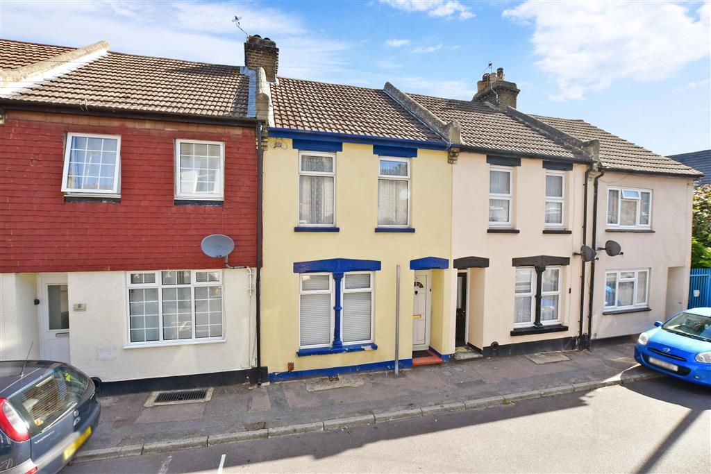 3 bed terraced house for sale in Salisbury Road, Chatham, Kent ME4 Zoopla