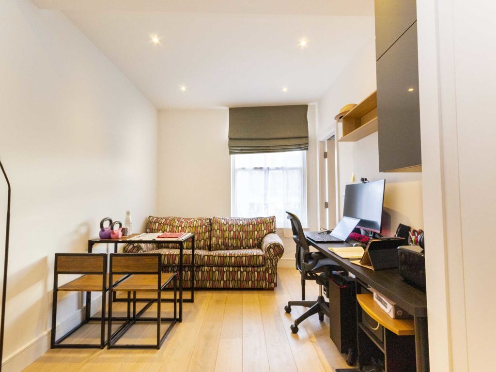 1 bed flat to rent in King Street, London W6, £1,751 pcm Zoopla