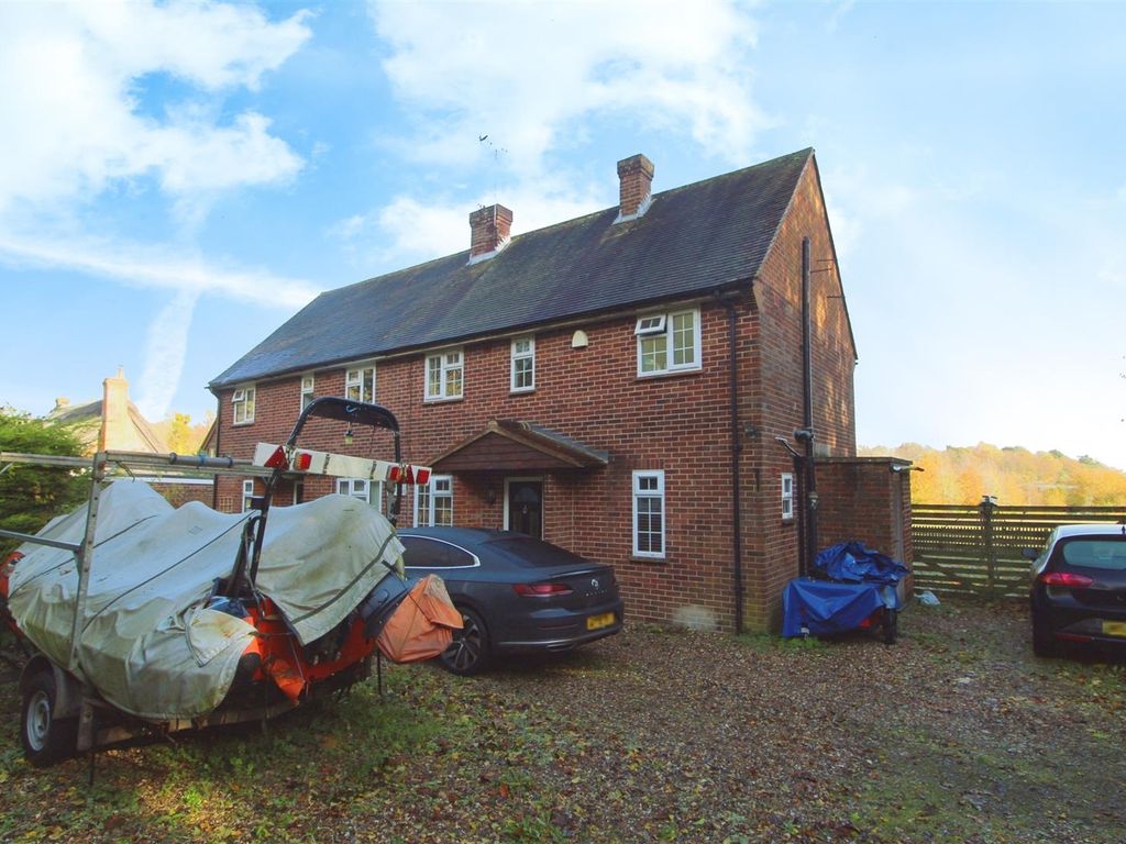 3 bed semidetached house for sale in Woolley Firs, Cherry Garden Lane