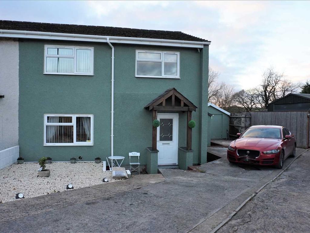 2 bed semidetached house for sale in Is Y Llan, Llanddarog, Carmarthen
