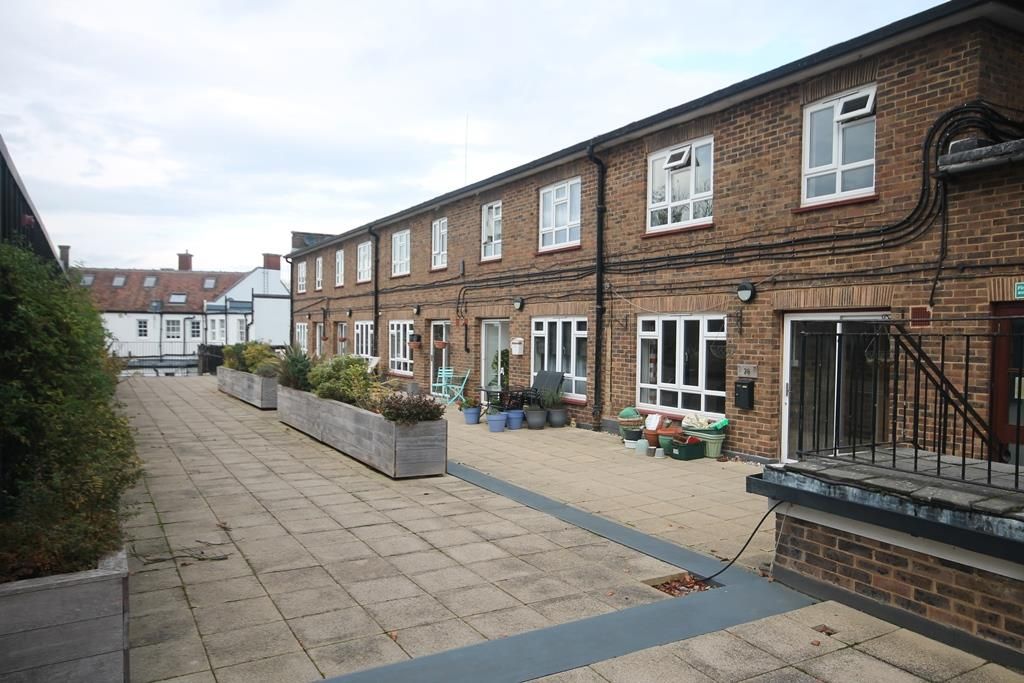 3 bed flat for sale in Church Gardens, Kingston Road, Leatherhead KT22