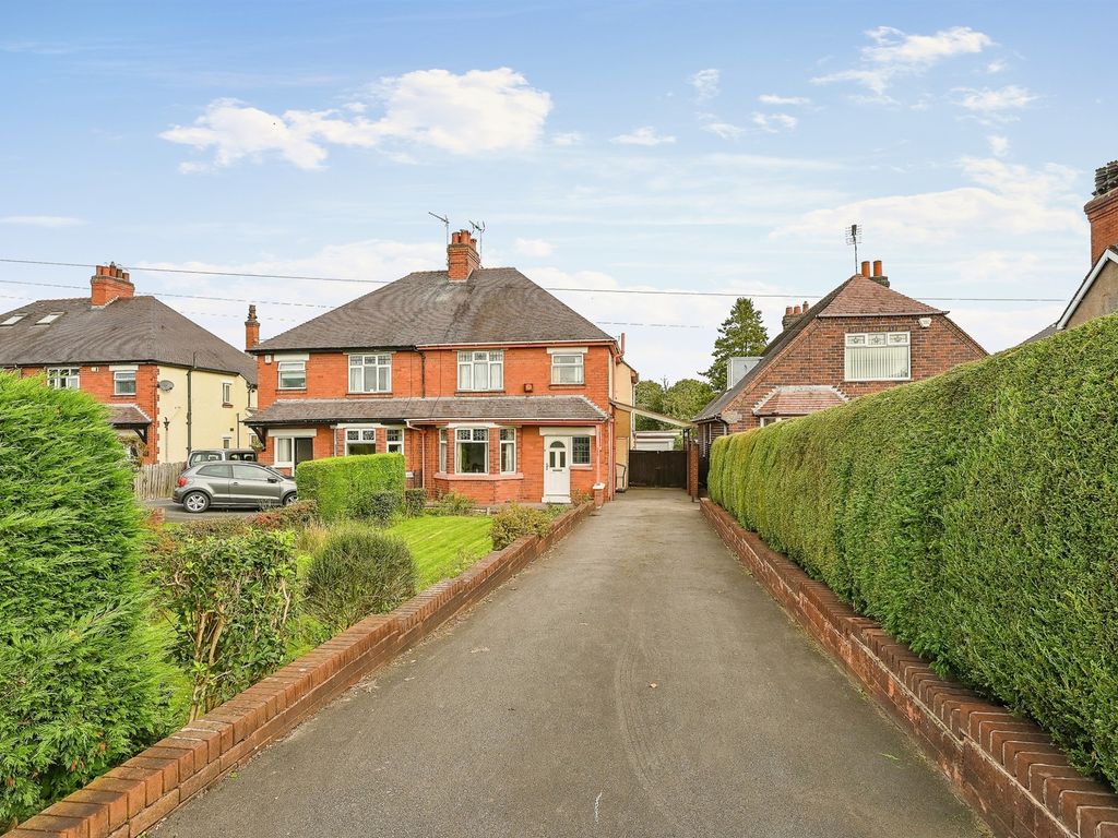 3 bed semidetached house for sale in Eccleshall Road, Stafford ST16, £