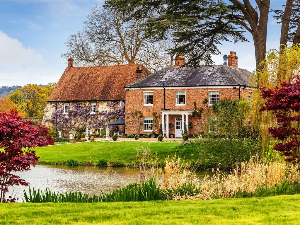 9 bed detached house for sale in Lyss Place, Hawkley Road, Liss