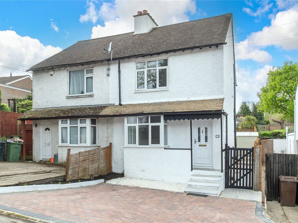 2 bed semidetached house for sale in Barnhurst Road, Penenden Heath