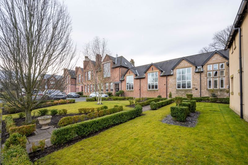 2 bed flat to rent in Grammar School Court, Ormskirk L39 Zoopla